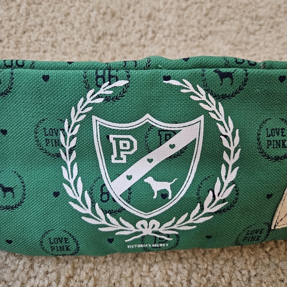 Victoria's Secret PINK Green Zipper Pouch with Logo New with Tags - Picture 3 of 12